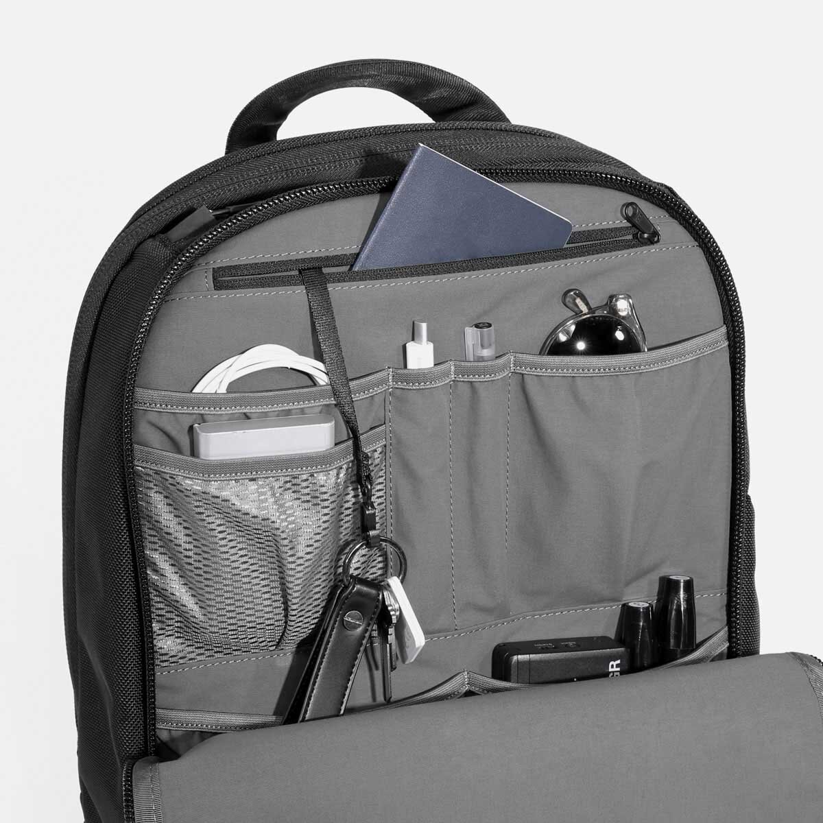 国内在庫】AER daypack2 black 正規品 リュック/バックパック メンズ 