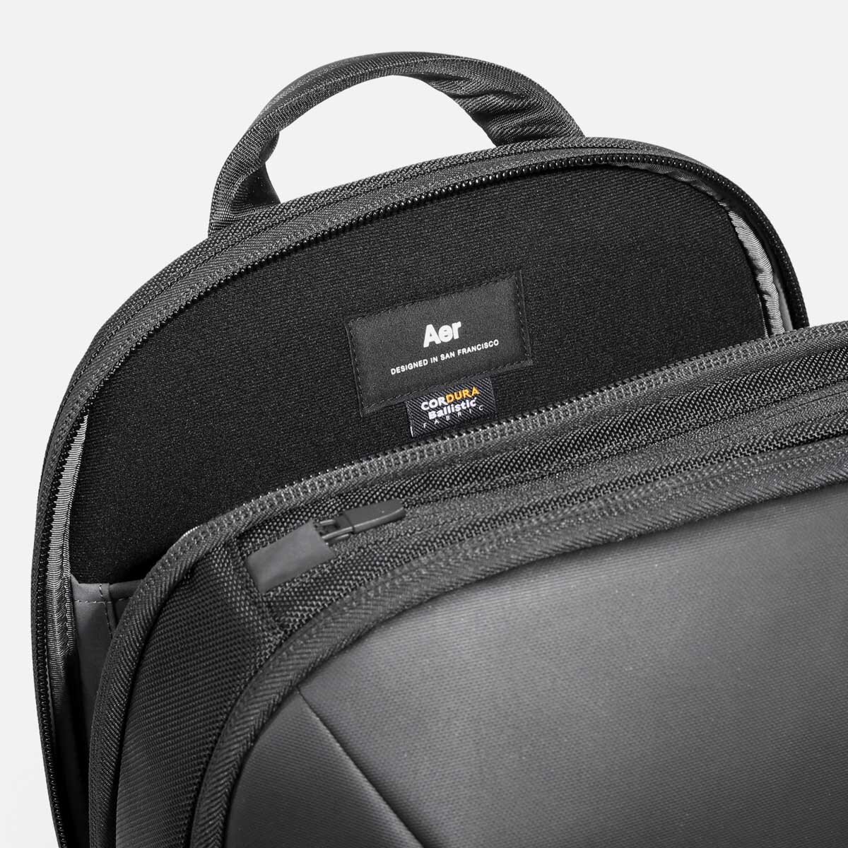 Day Pack 2 - Black — Aer | Modern gym bags, travel backpacks and 