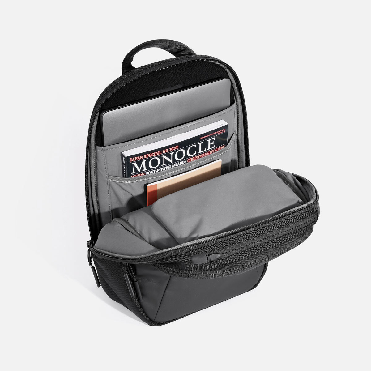 Main compartment for your everyday essentials.