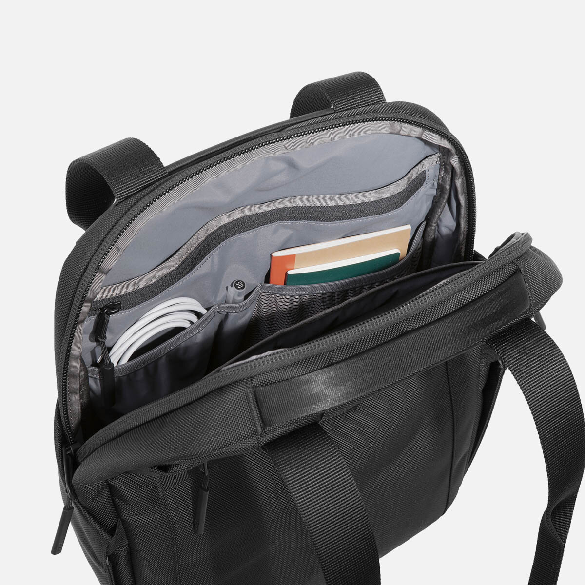 Tech Tote - Black — Aer | Modern gym bags, travel backpacks and 