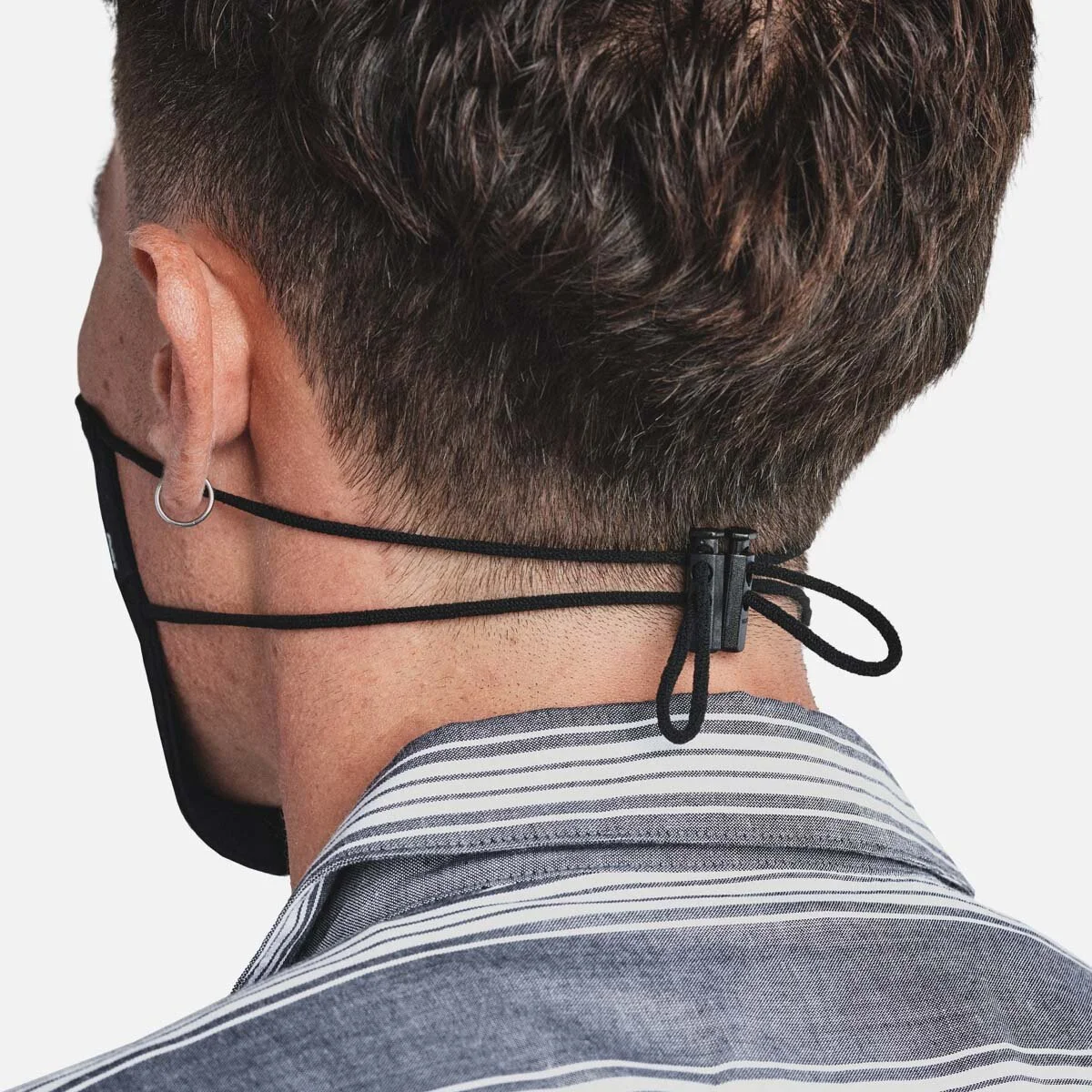 A simple, overlapping fastening design for a secure fit.