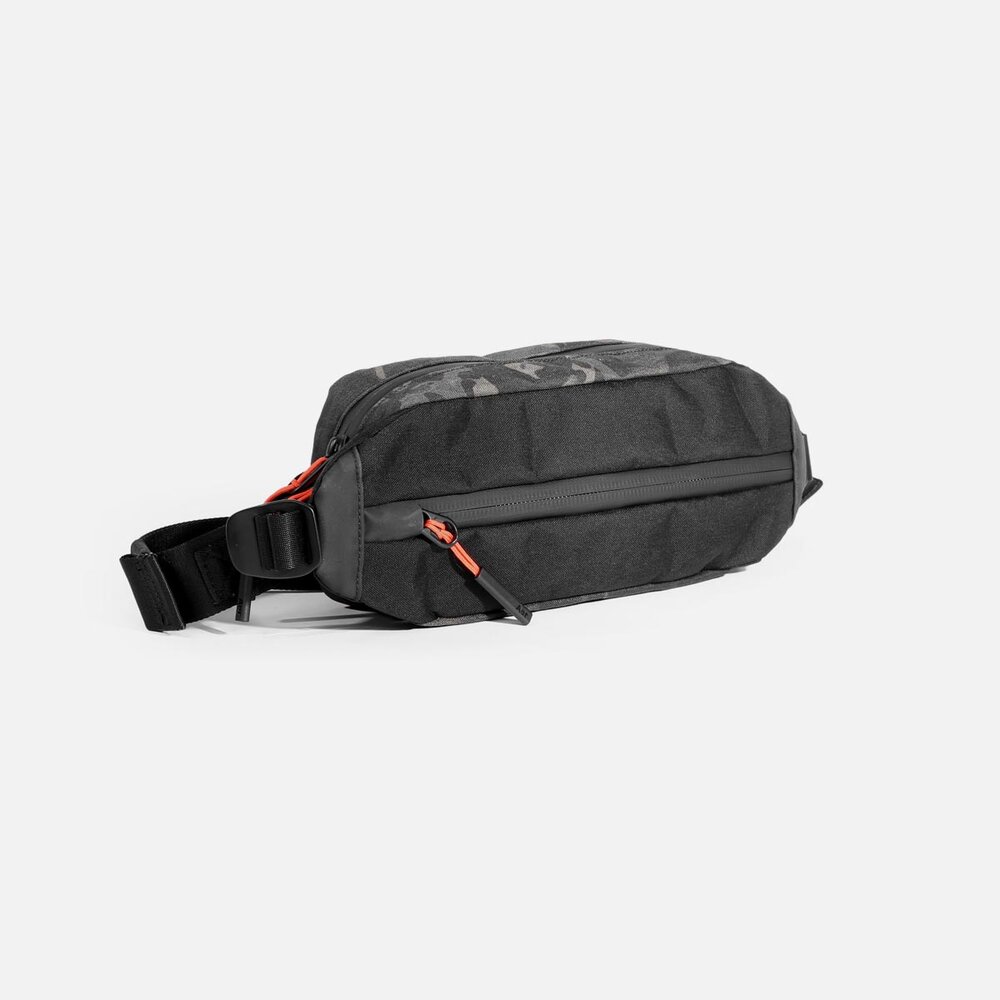 draadloos Schuldenaar Dressoir Tokai Sling - Black — Aer | Modern gym bags, travel backpacks and laptop  backpacks designed for city travel