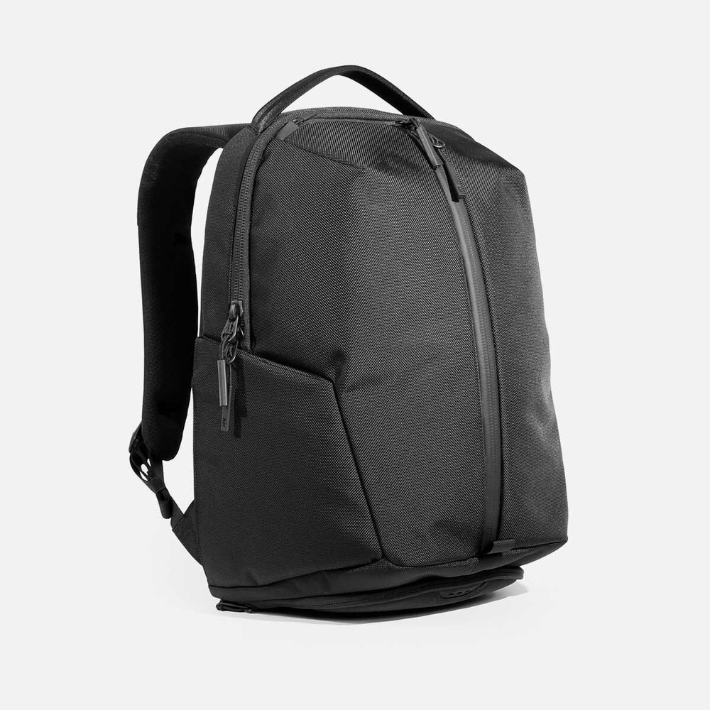Fit Pack 3 - Black Aer | Modern gym bags, travel backpacks and laptop backpacks designed for city travel Fit Pack 3 - Black Aer | Modern gym bags, travel backpacks and laptop backpacks designed for city travel