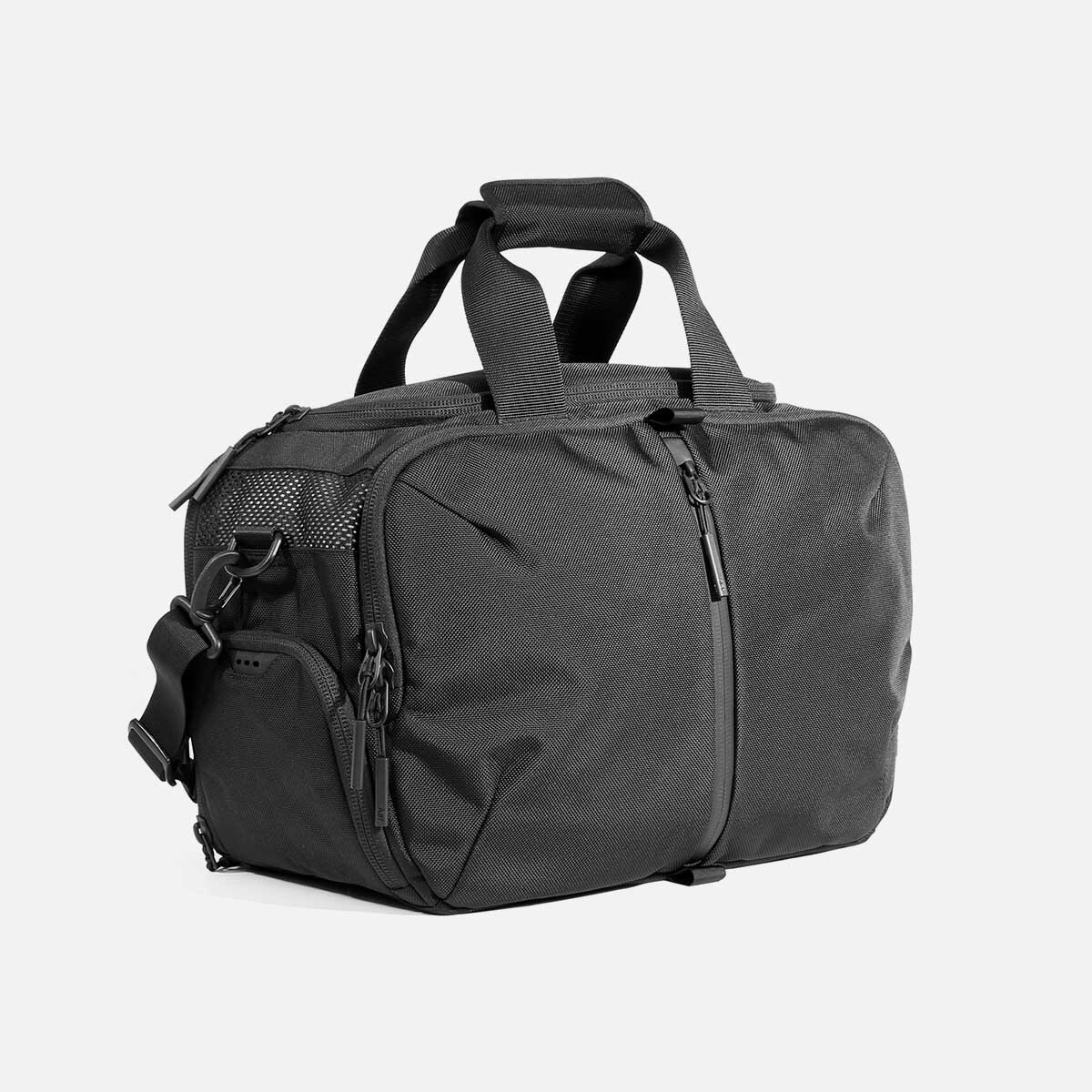Gym Duffel 3 - Black — Aer | Modern gym bags, travel backpacks and 