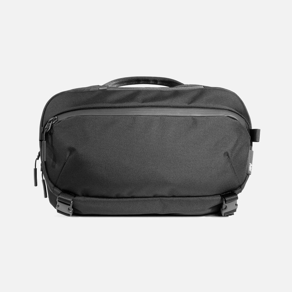 Slip schoenen Namens lawaai Travel Sling 2 - Black — Aer | Modern gym bags, travel backpacks and laptop  backpacks designed for city travel