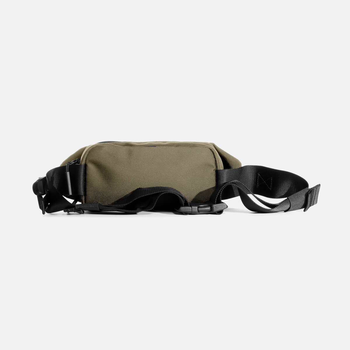 City Sling - Olive — Aer | Modern gym bags, travel backpacks and laptop ...