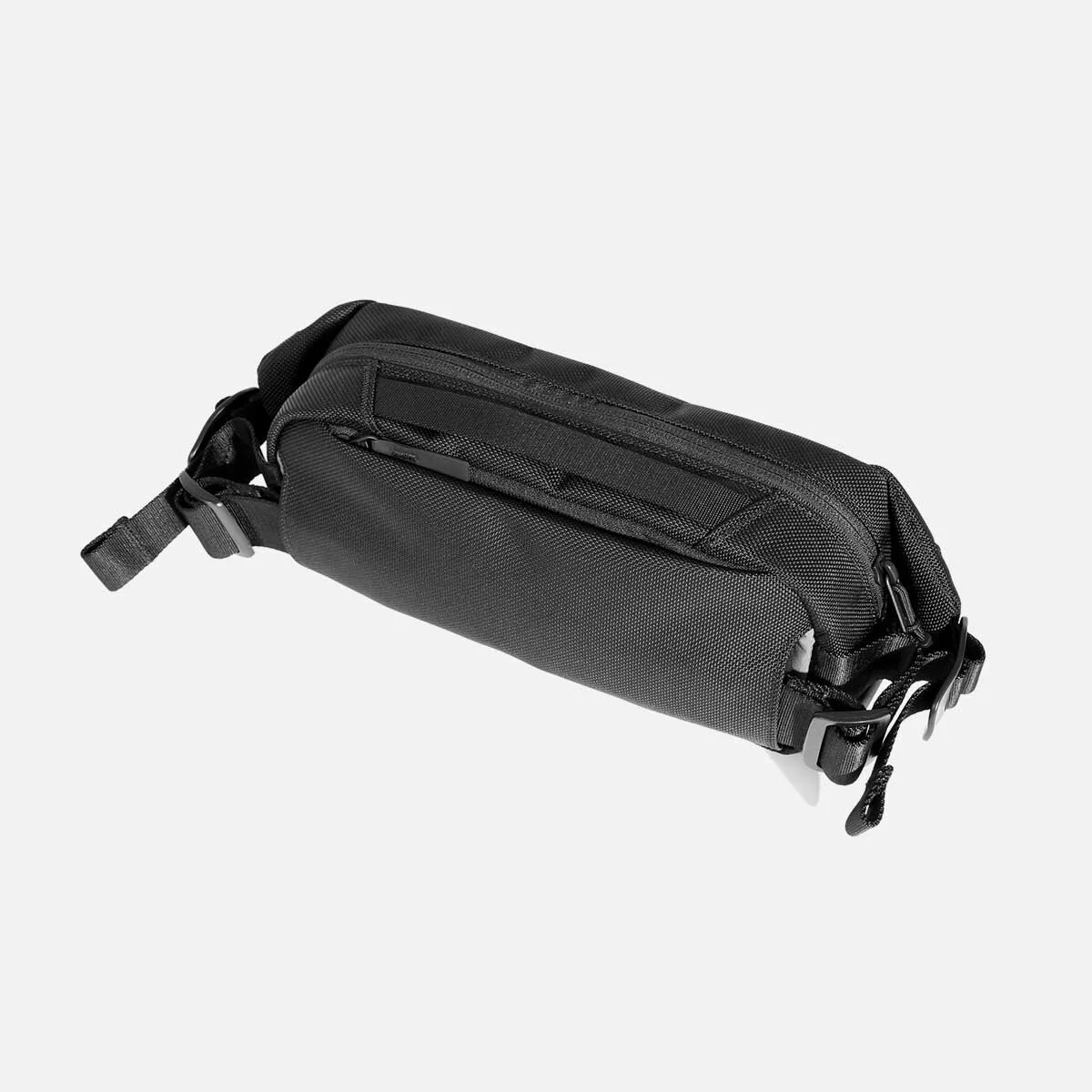 City Sling 2 - Black — Aer | Modern gym bags, travel