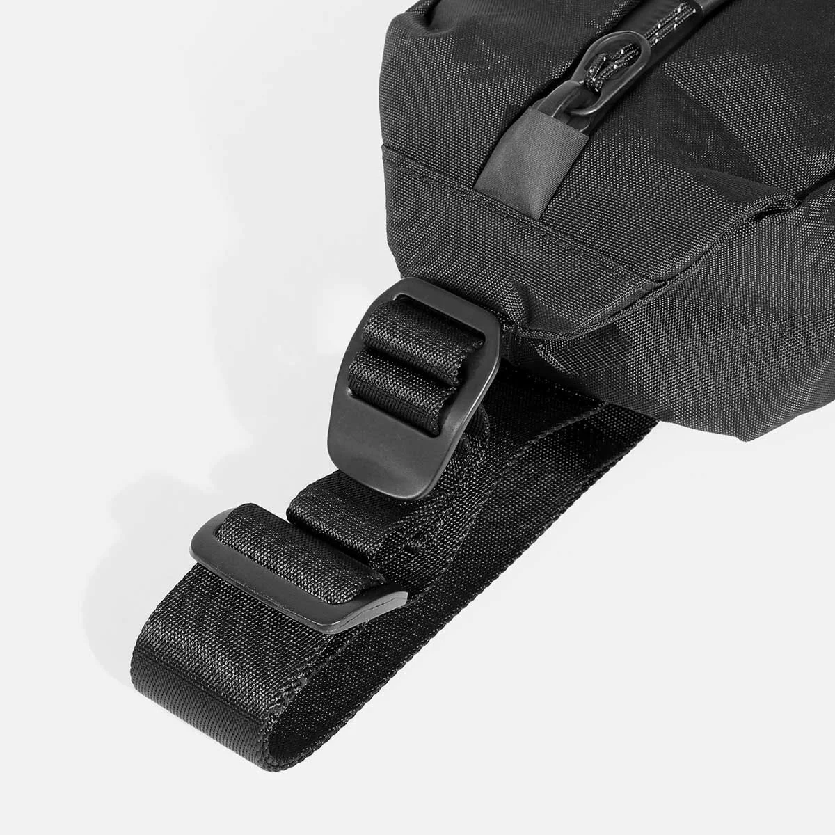 City Sling 2 X-Pac - Black — Aer | Modern gym bags, travel