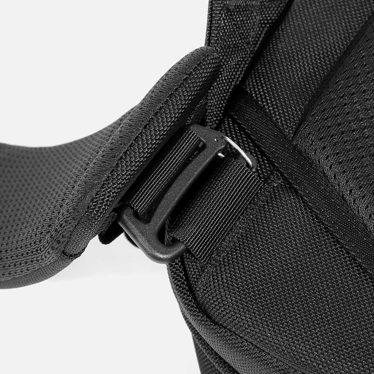 Hip Belt - Black — Aer | Modern gym bags, travel backpacks and laptop ...