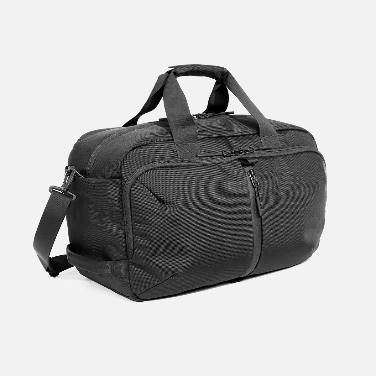 Travel Weekender - Black — Aer | Modern gym bags, travel backpacks 