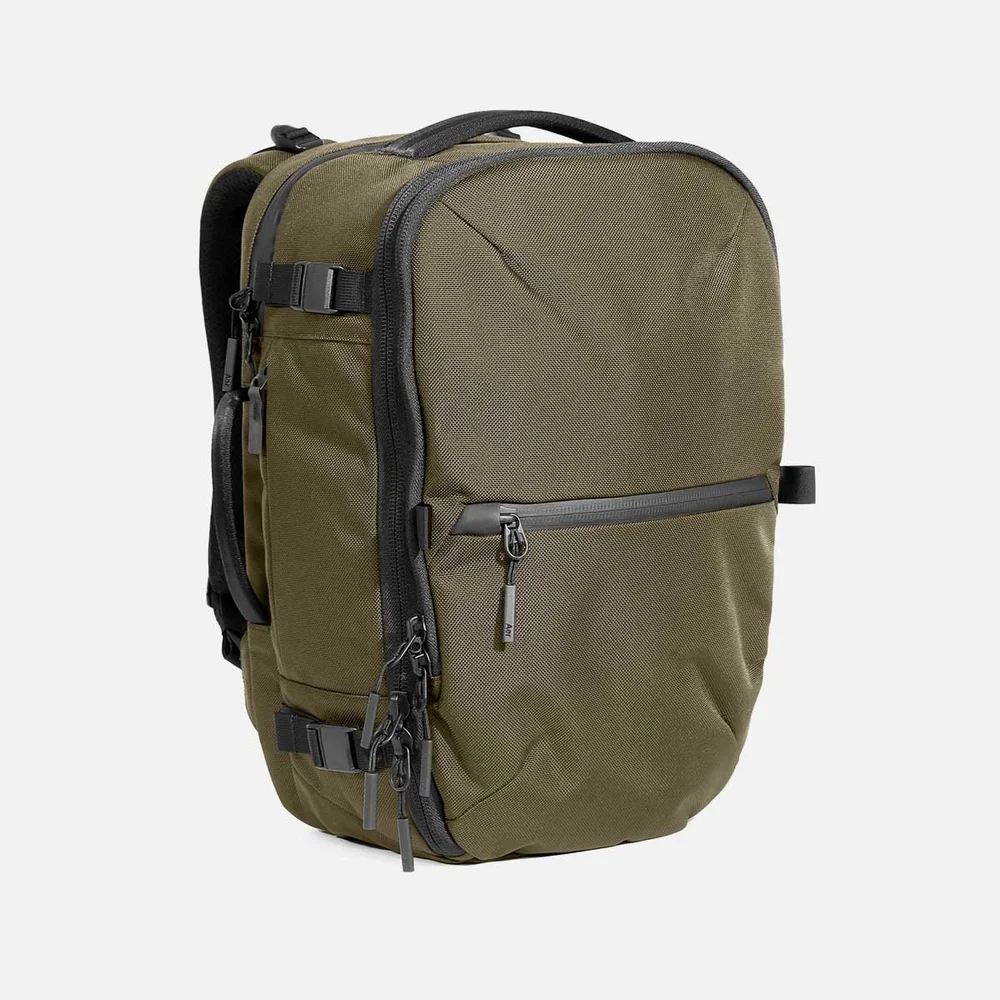 Travel Pack 3 Small - Olive Aer | Modern gym bags, travel backpacks and laptop backpacks designed for city travel Travel Pack 3 Small - Olive Aer | Modern gym bags, travel backpacks and laptop backpacks designed for city travel