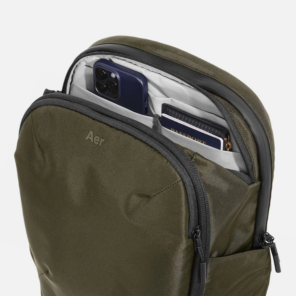 Pro Pack 20L - Olive — Aer | Modern gym bags, travel backpacks and 