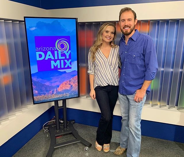 @desertdixie LIVE on @aztv7 this morning! ☀️