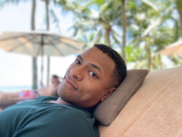 Lighten Up: Definition: the act of letting go of your need to control what you canโt control. Itโs a perspective shift that opens the door for hope. ๐๐๐
This me at the beach ๐ but you donโt have to go to the beach to Lighten Up. When Iโm not on a lounge chair in Vietnam (which is most of the time) I wake up and meditate so i can position my perspective in the right place. Some mornings are easier then others but I find when I invest in me, I have something to invest in others. How do you Lighten Up? #tbt #throwbackthursday #vietnam #lightenupnow #lightenup