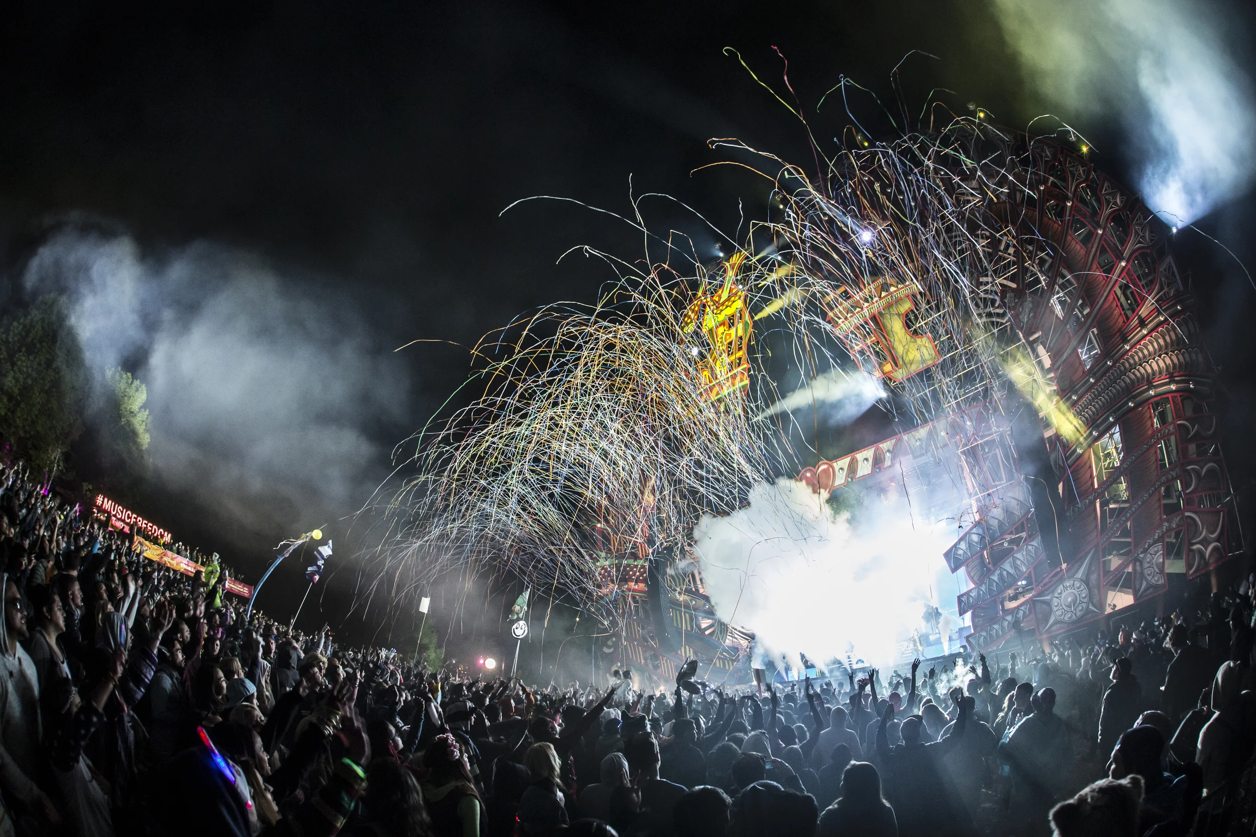 MLUSA15_EmpireOfTheSun_AJR_1256.jpg