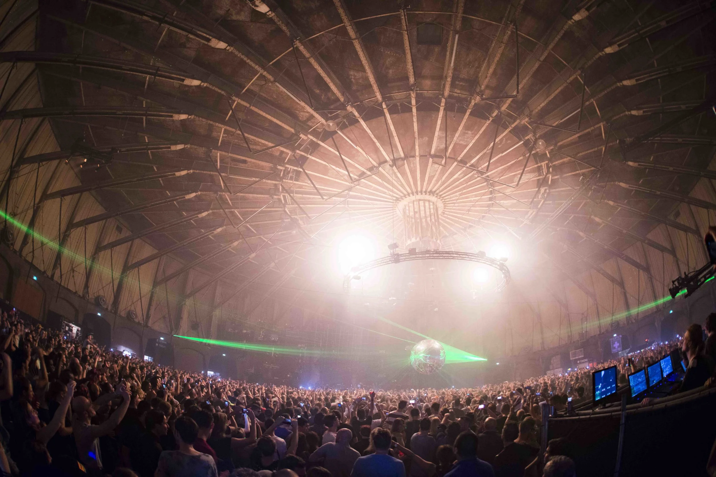 171015_Gashouder_Awakenings_MaxKneefel.jpg