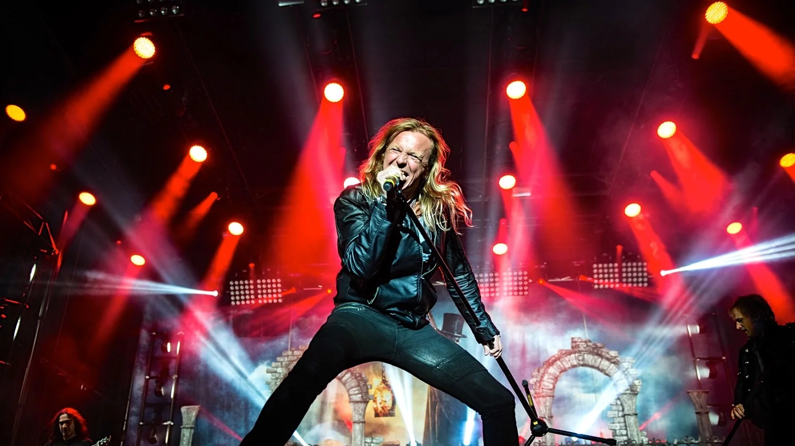 Hero_Sweden_Rock_Festival_Josefin_Larsson.jpg