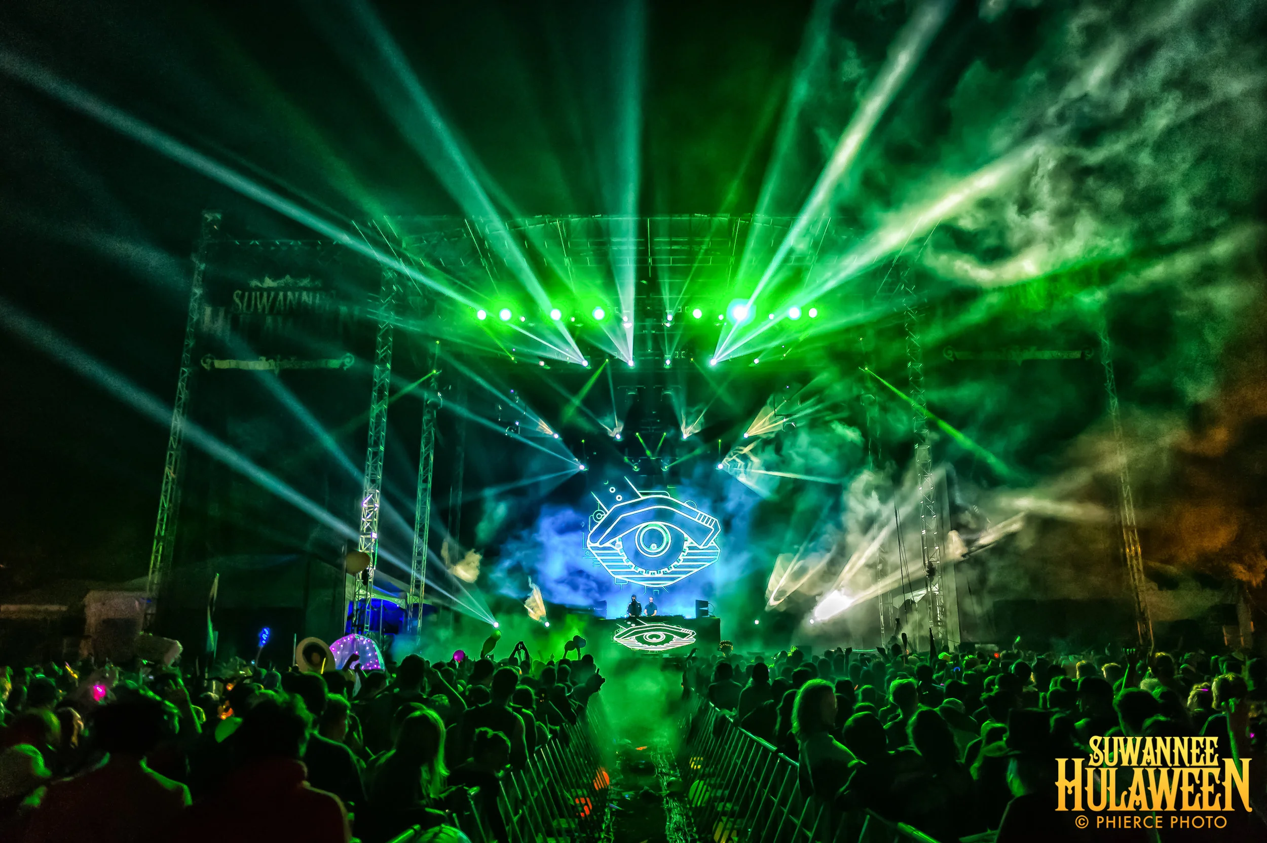 Hulaween, Oct 29, 2016_Phierce Photo-_PRC2819-Edit.jpg