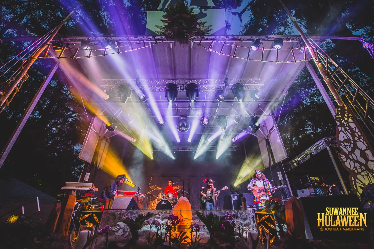 Hulaween-Timmermans-Day 1-20161027-704.jpg