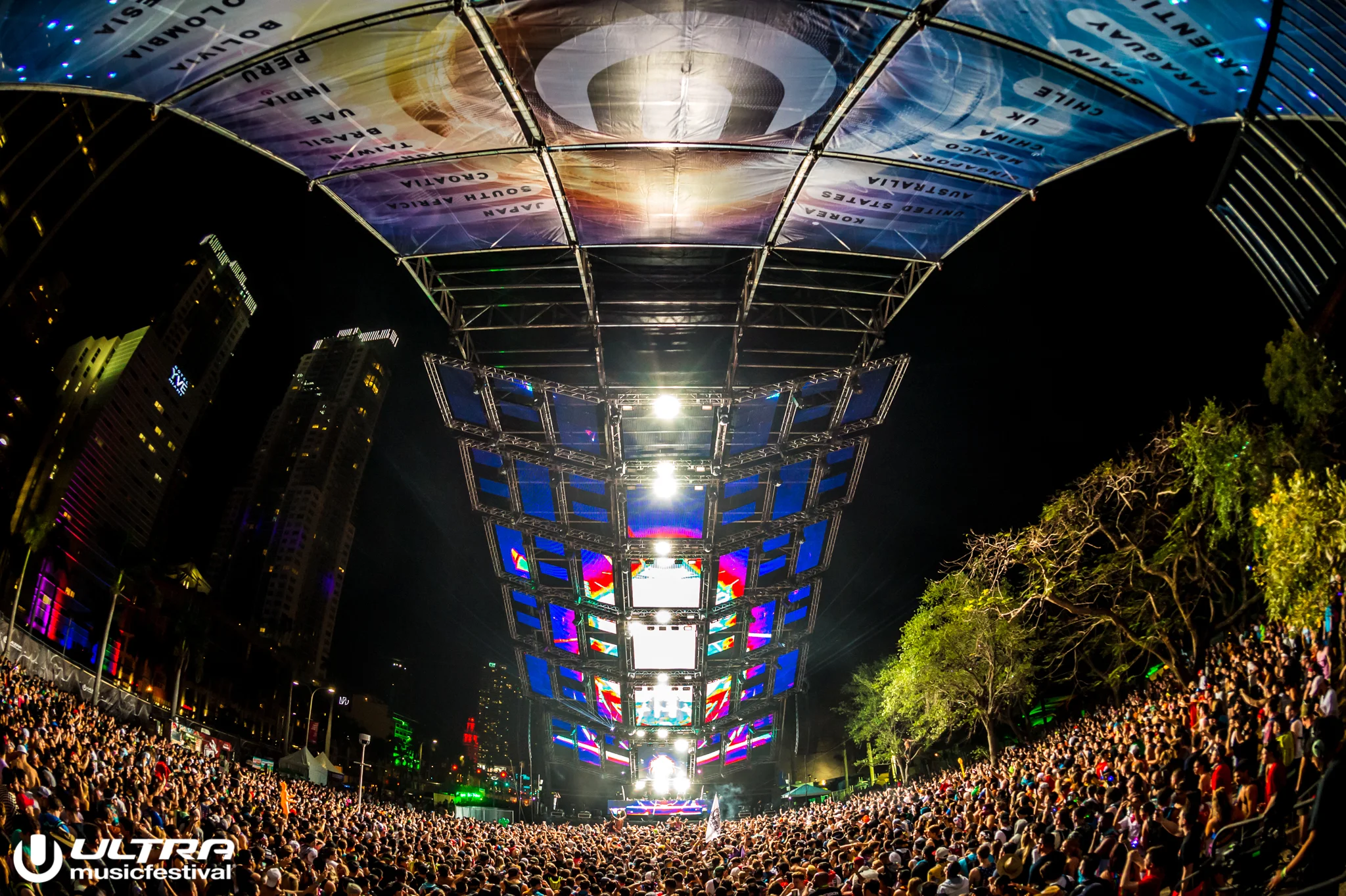 Ultra Worldwide Stage, photo by aLIVE Coverage.jpg