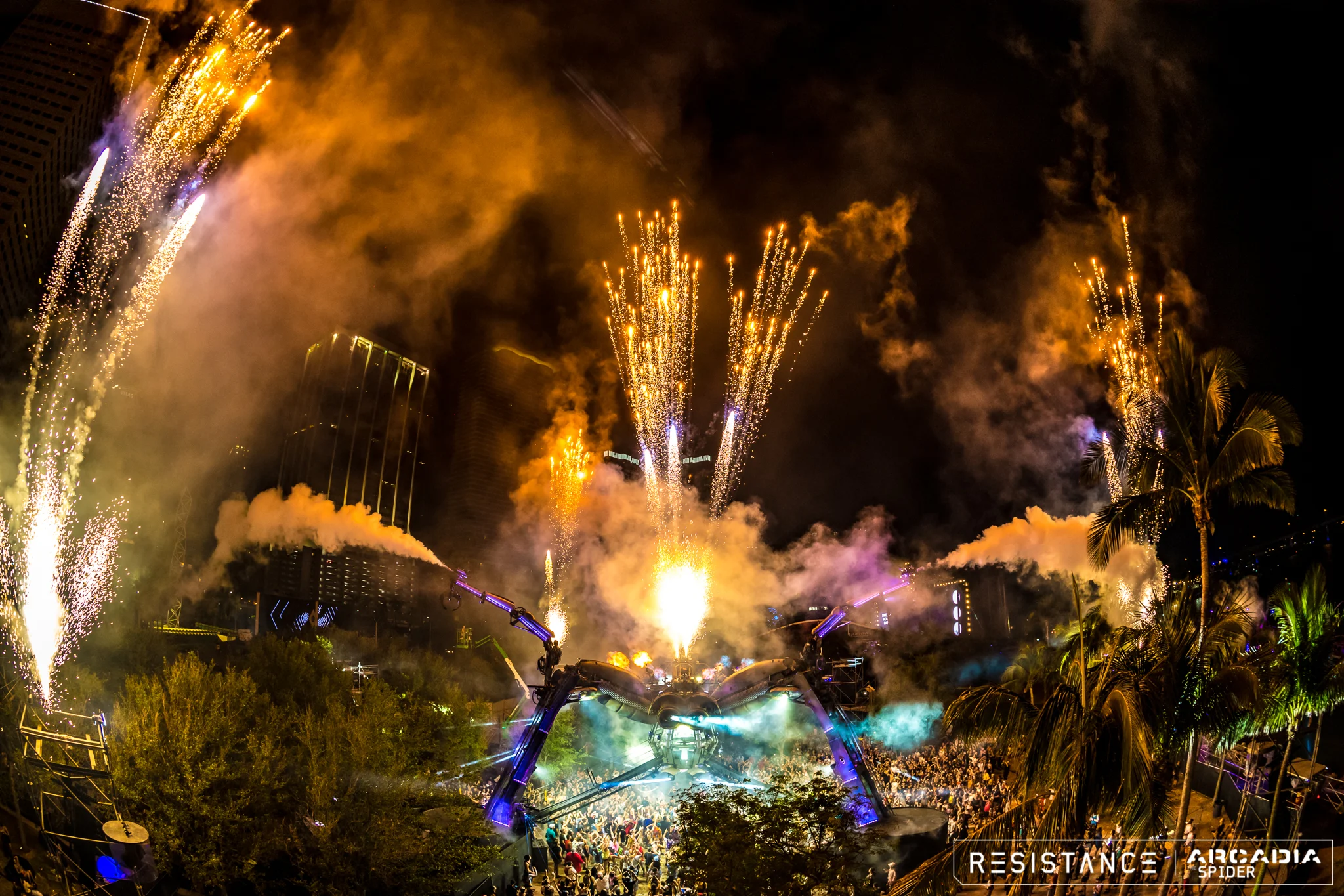 UMF2018_0325_225854-2220_ALIVECOVERAGE.jpg