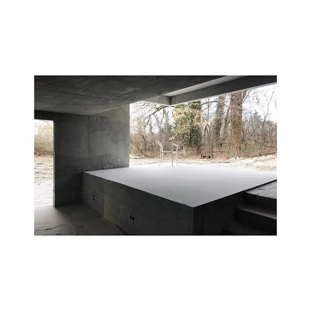 #buerowagner .
.
.
.
#ammersee #architektur  #design #archilovers #beton #cabin #haus #pivotdoor #freshbavaria #archithese #pinakothekdermoderne #minimalism #architect  #holzfassade #cabininthewoods  #instaarchitecture #wabisabi #arch #blackisthenewb
