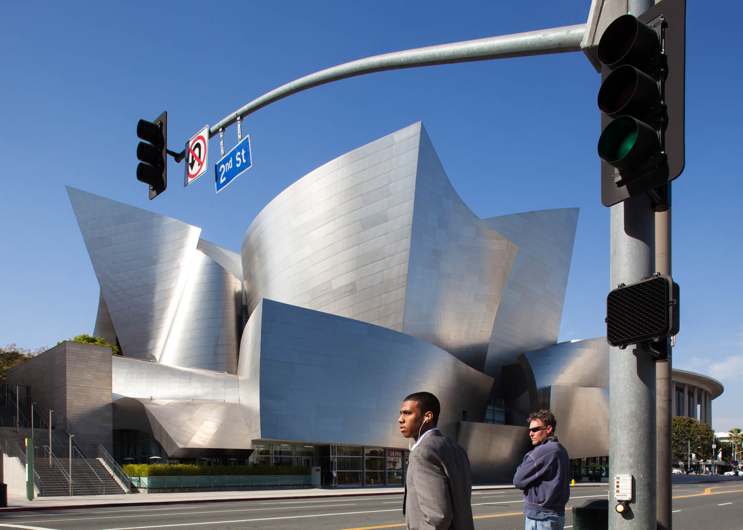  Walt Disney Concert Hall  Frank Gehry  Los Angeles, CA 