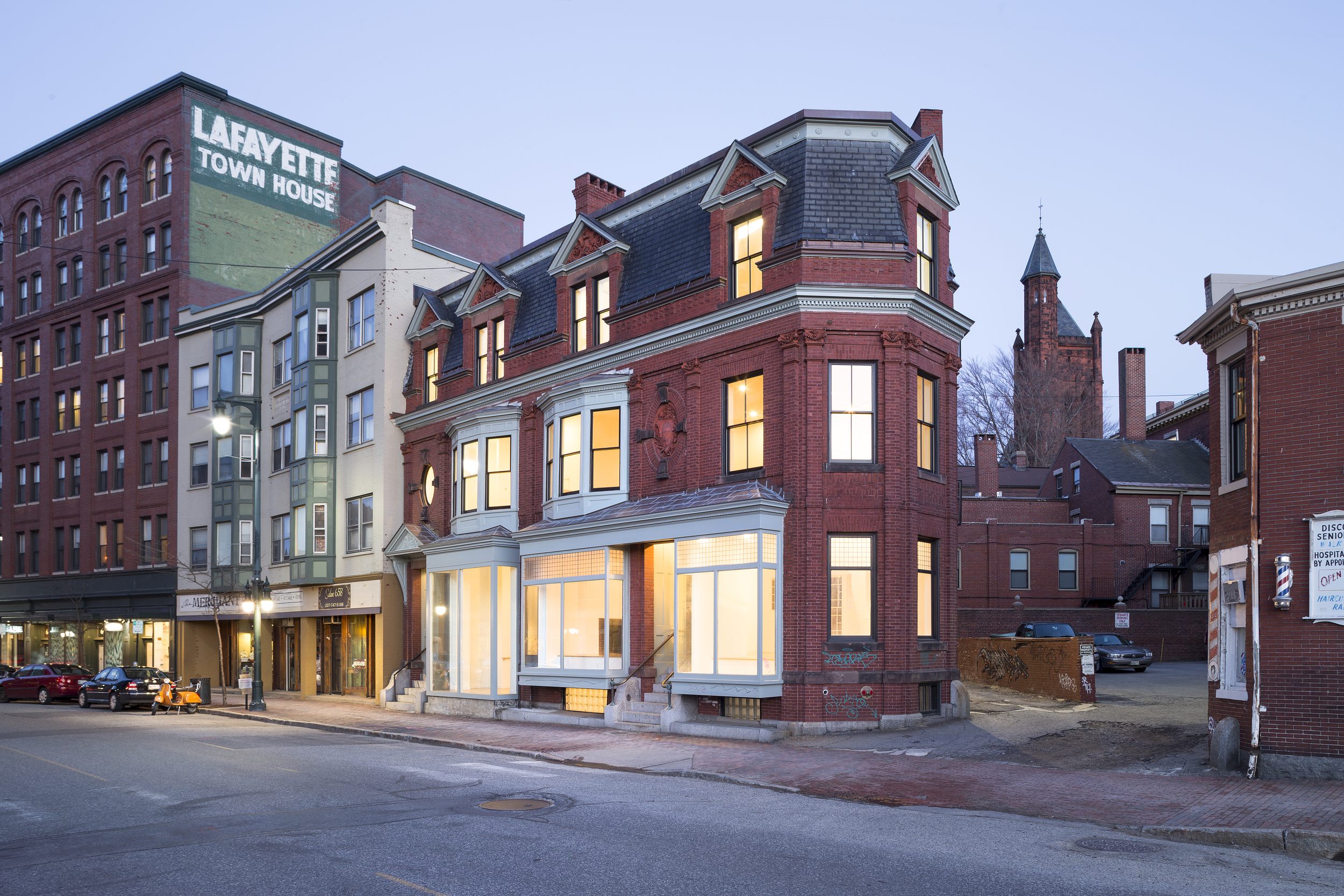  660 Congress Street  Portland, ME  2015 