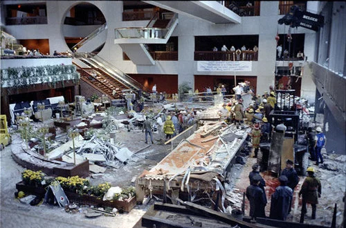 Kansas+City+hotel+disaster+1981.jpg