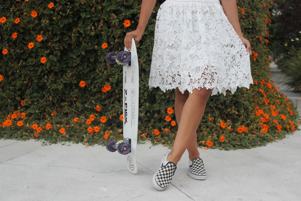 Shoes: Vans Skirt: Forever21 Top: Zara Tell us your thoughts on it all!