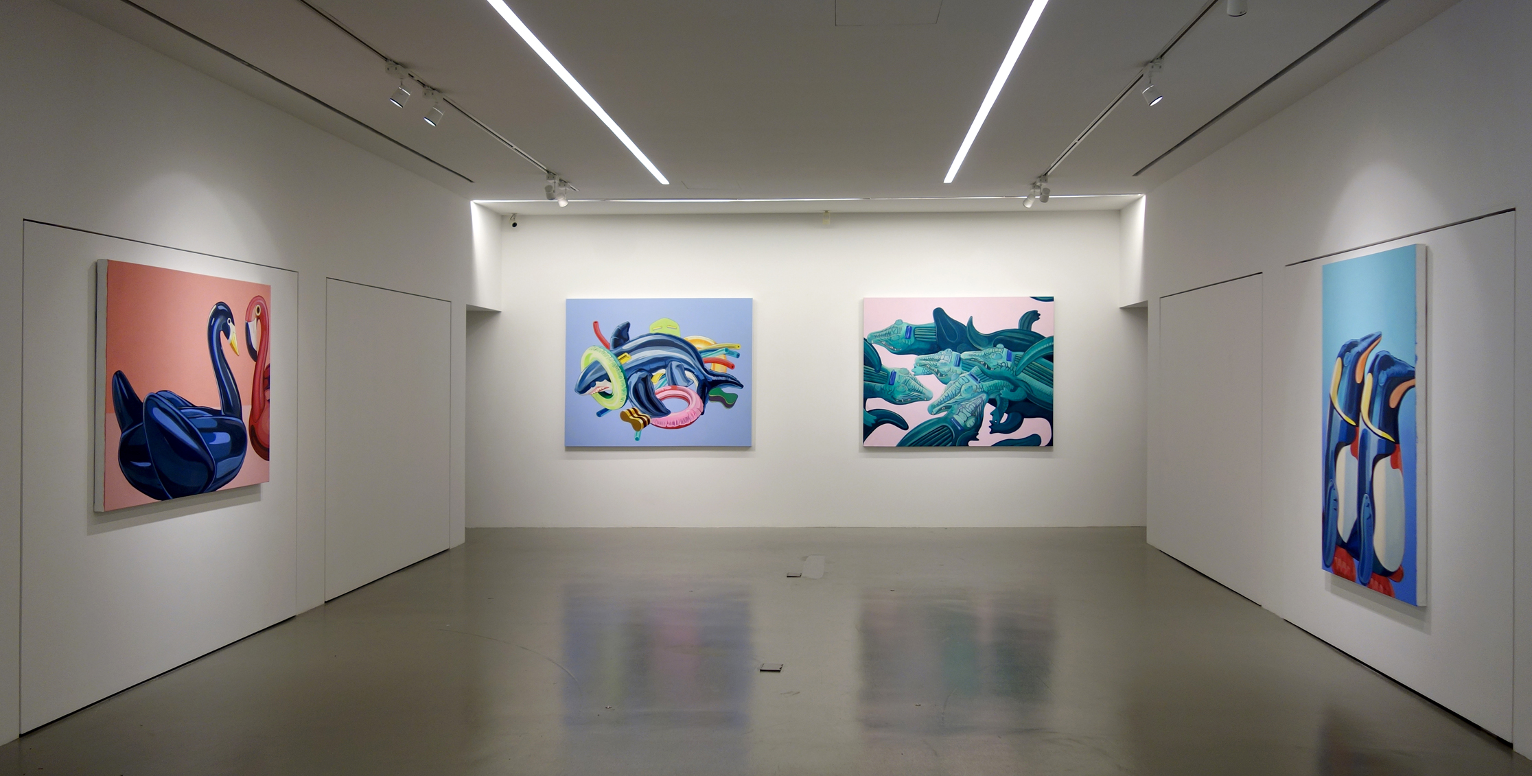  Installation view 