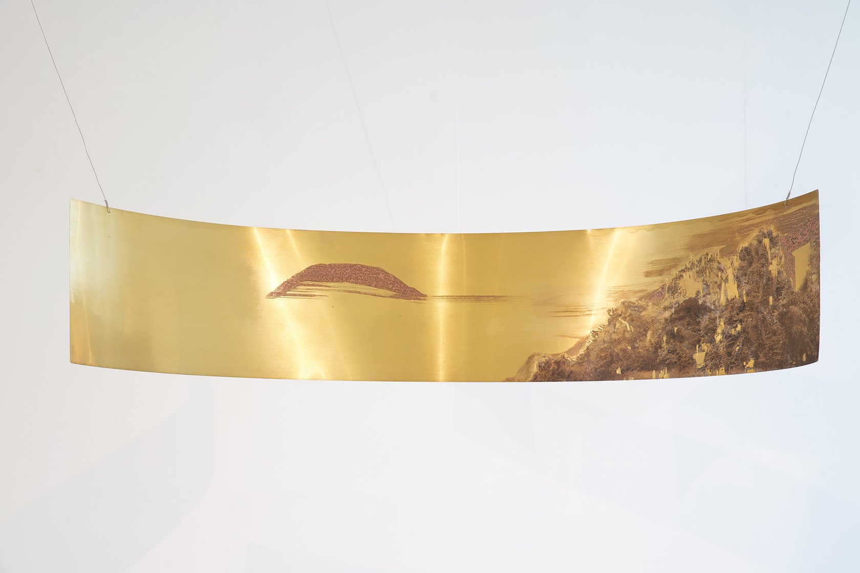  Wyn-Lyn TAN &amp; Zen TEH  Panoramic Fragments X  2022 Corrosives, photographic image print and acrylic on brass H30 x W170 cm 