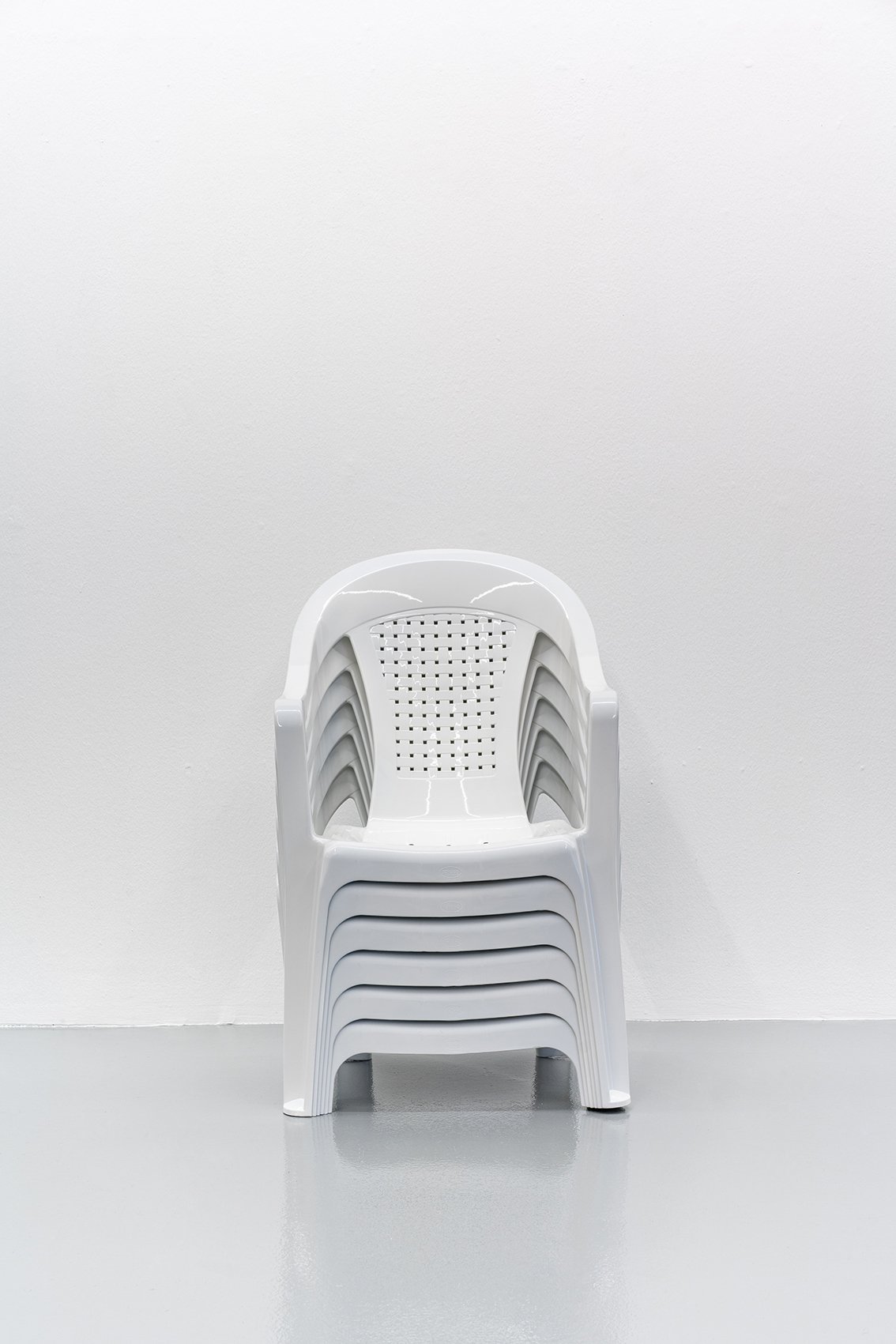  Kray CHEN  Between the Chair and the Butt #2 (Stack of 6 in Pearl White)  2020 Plastic chairs, automotive paint H86 x W53.5 x D59 cm (stacked) 