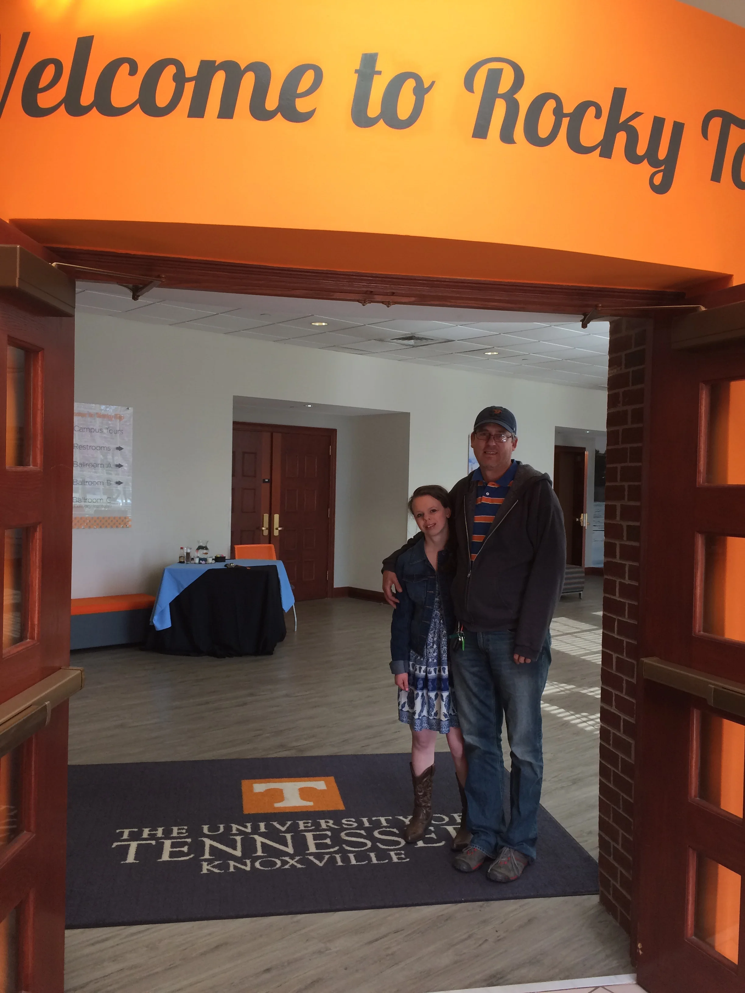 You've gotta love the fact that all the volunteers we met were super nice to my husband, the die hard gator fan!! 