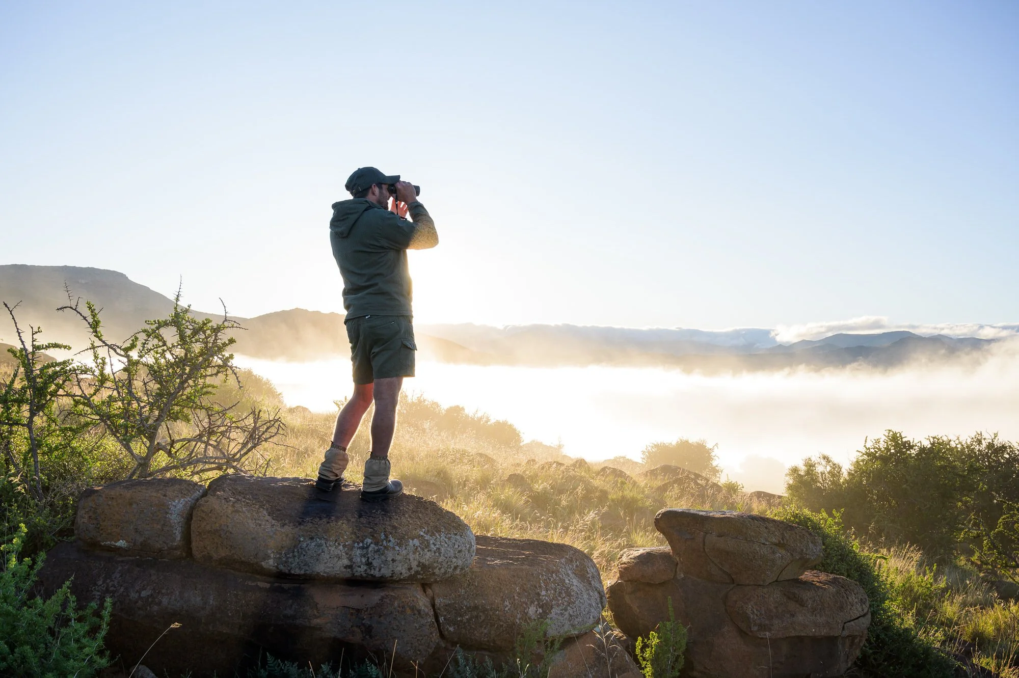 On The Hunt 👀

Traversing the land whilst being on the look out can be a tough, yet rewarding challenge.

Of course we provide the insight into the best locations but moving through the Karoo can easily get you lost in it's beauty.

𝐁𝐨𝐨𝐤 𝐲𝐨𝐮?