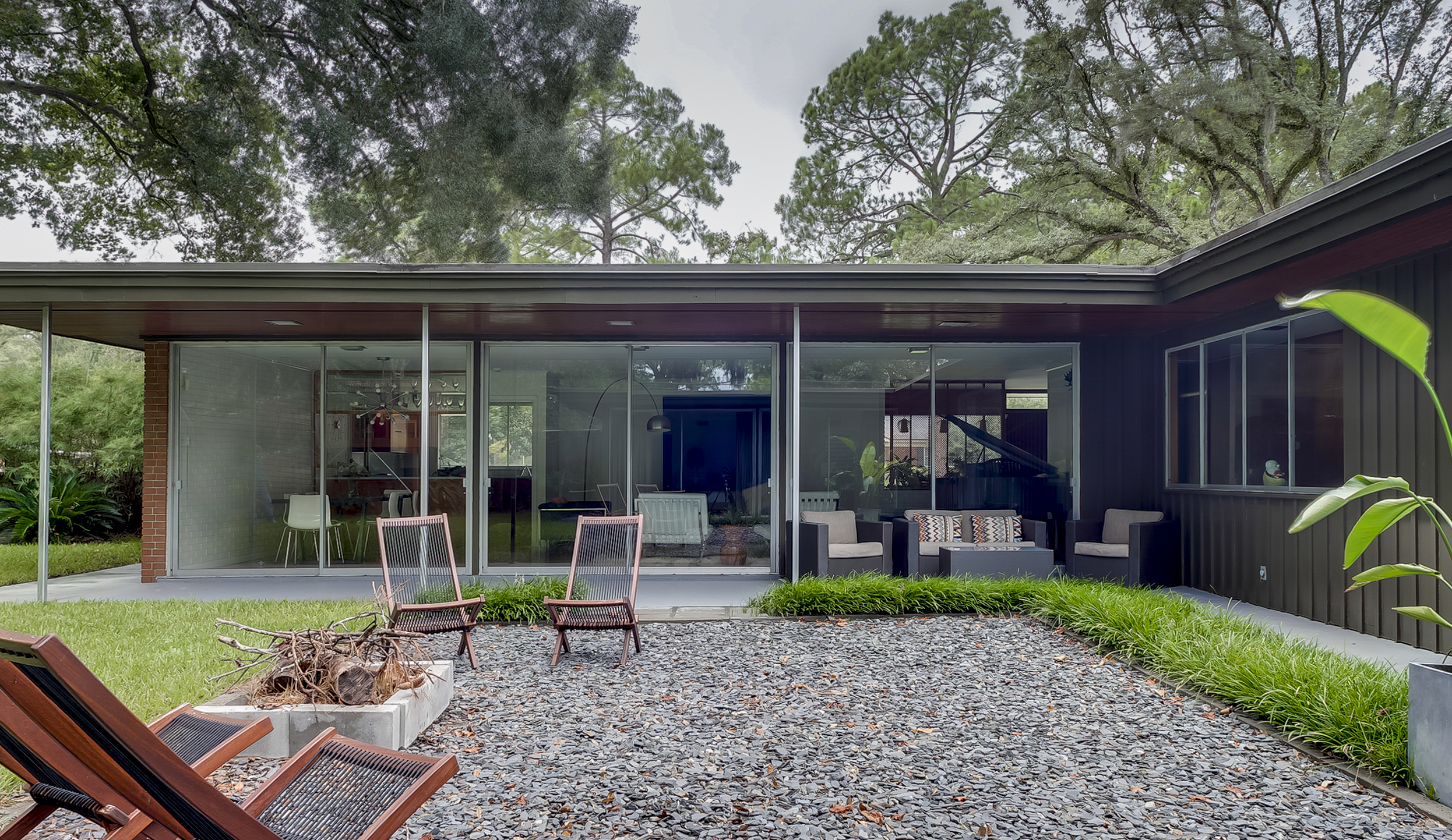 Savannah Mid-Century Modern (37 of 40).jpg