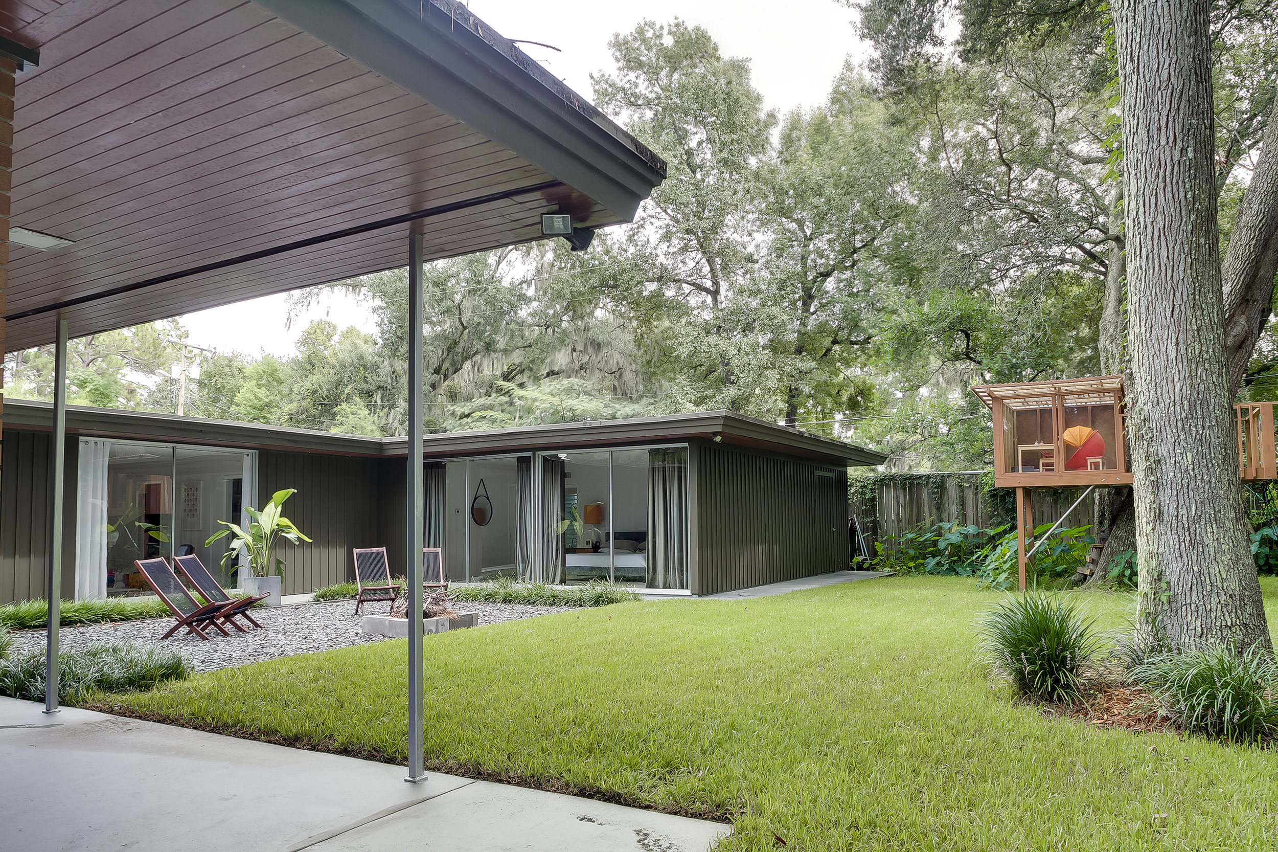 Savannah Mid-Century Modern (33 of 40).jpg