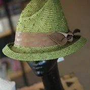 LIPS Hat (Living In Perfect Style)