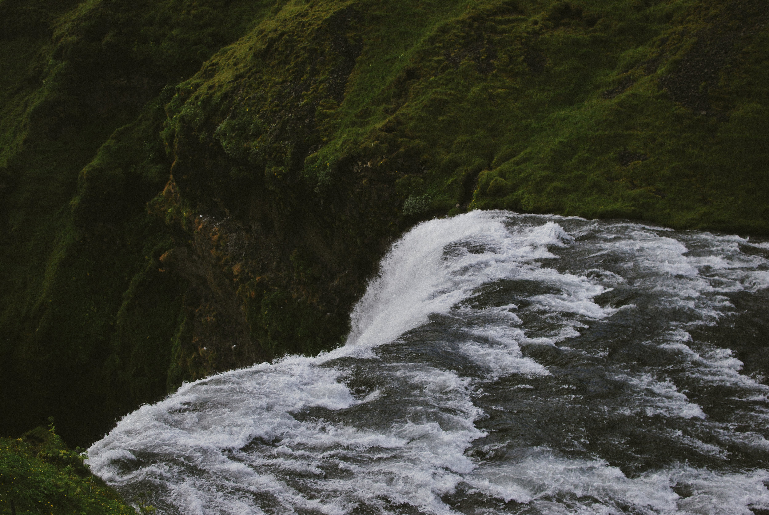 Iceland_Skogarfoss_Falls_Upper2.jpg