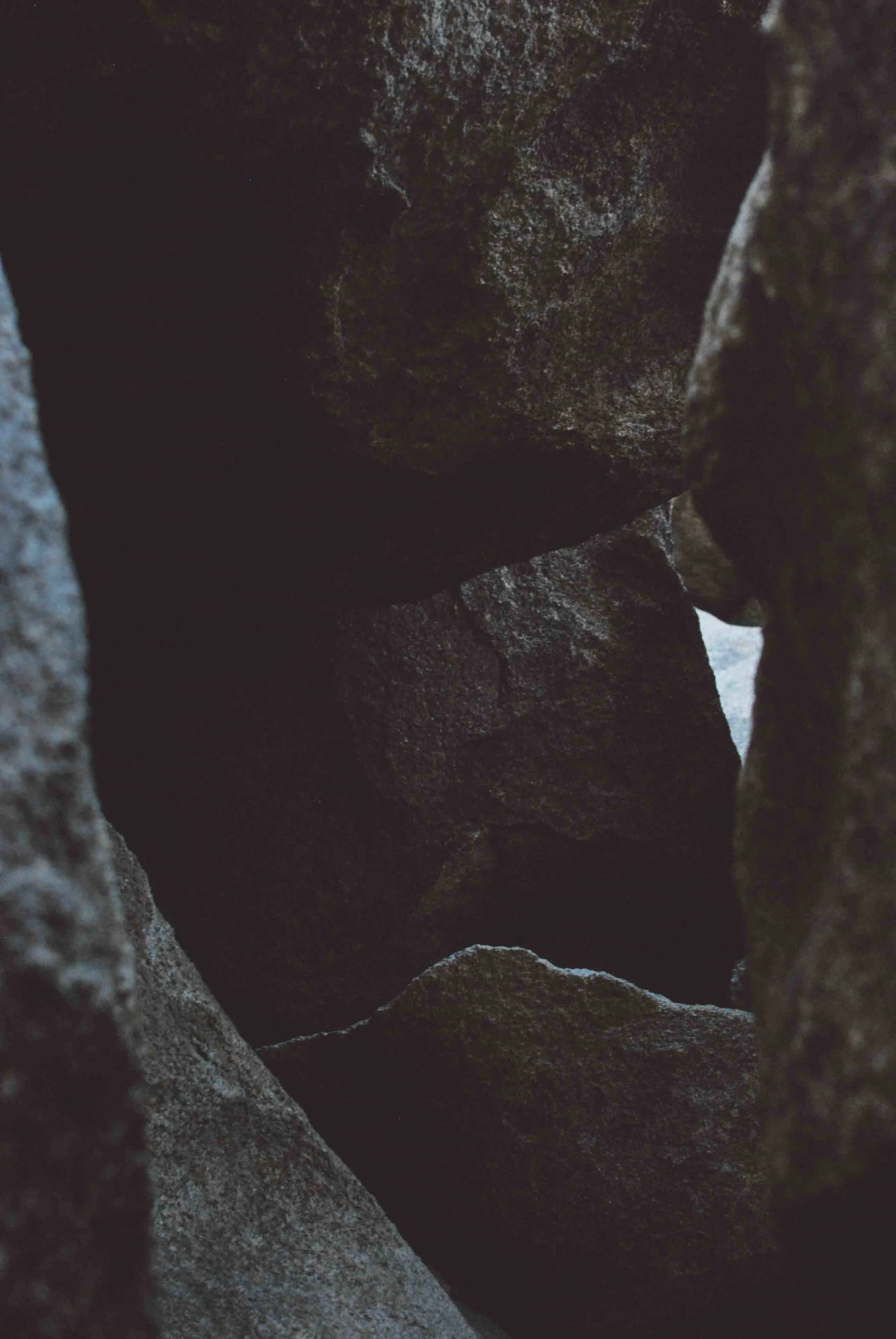 Cali53_Joshua_Tree_Rocks_ColorWeb.jpg