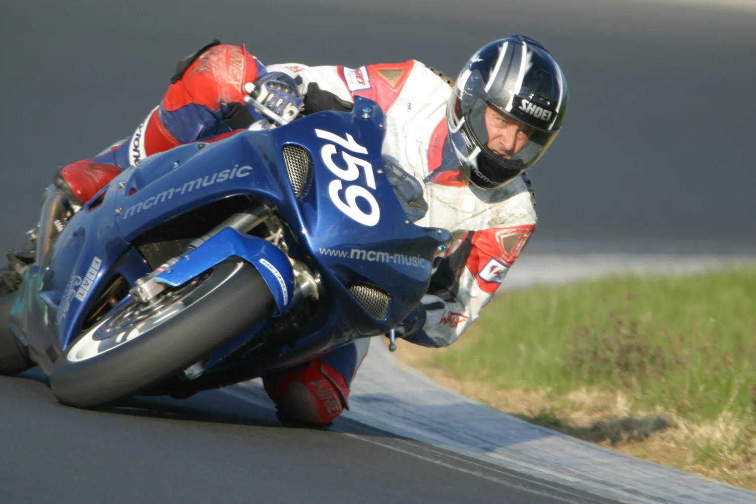 ... mit der Rennmaschine (Rennen am Hungaro Ring - Jura Cup)