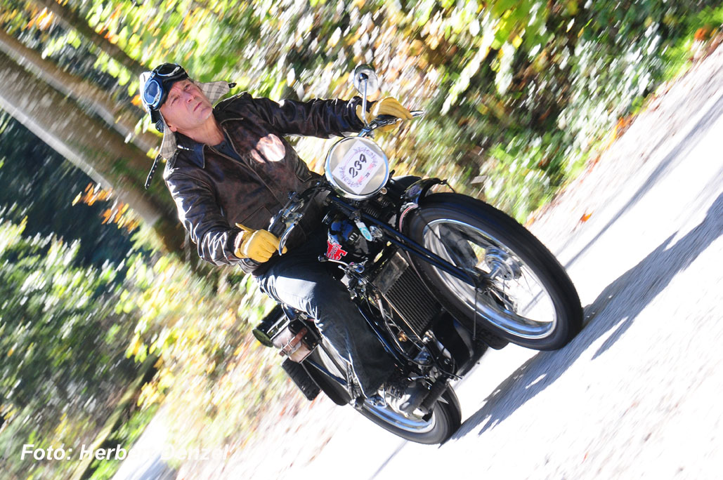 ... mit der Puch 250T Wassegekühlt Bj.: 1929