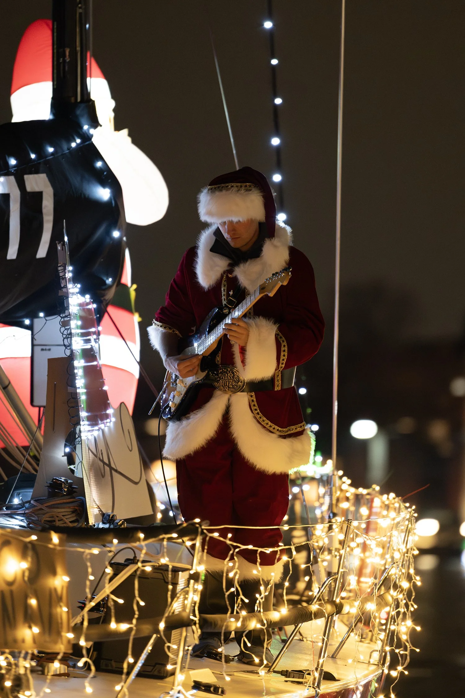 EYC 2025 Parade of Lights © Jay Fleming -13.jpg