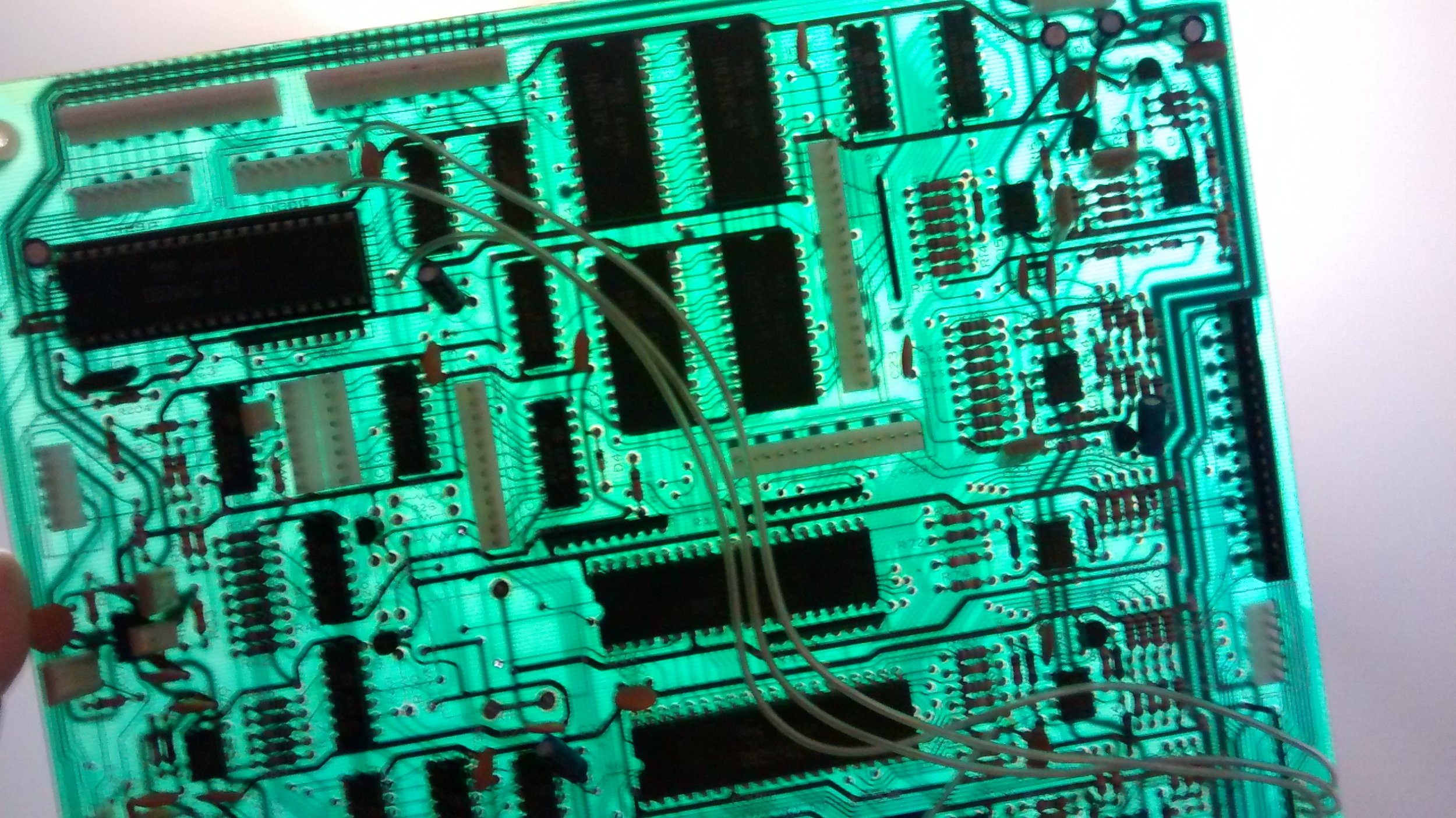 La CPU Board al trasluz