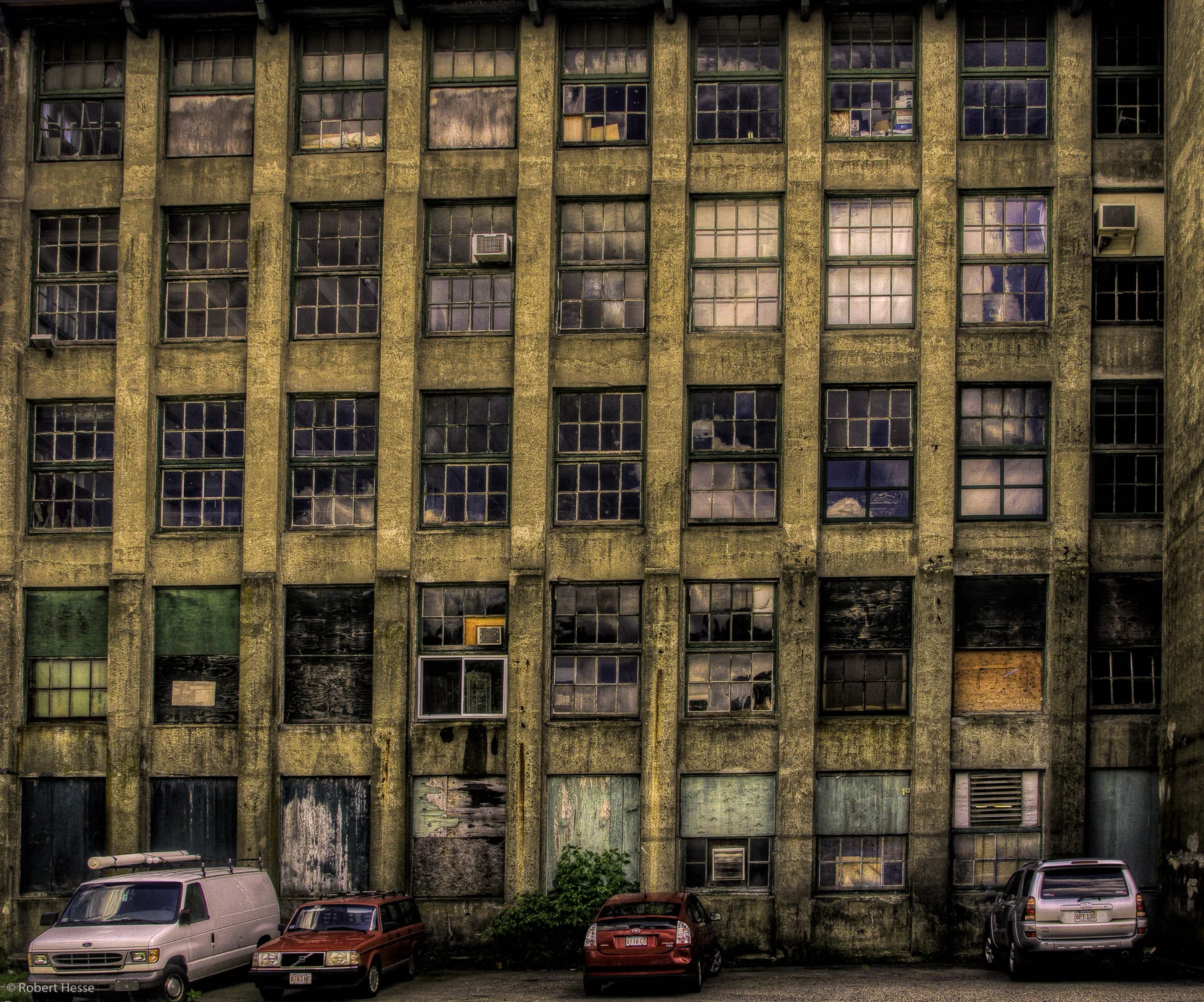 Bob Hesse, Fountain Street, photograph