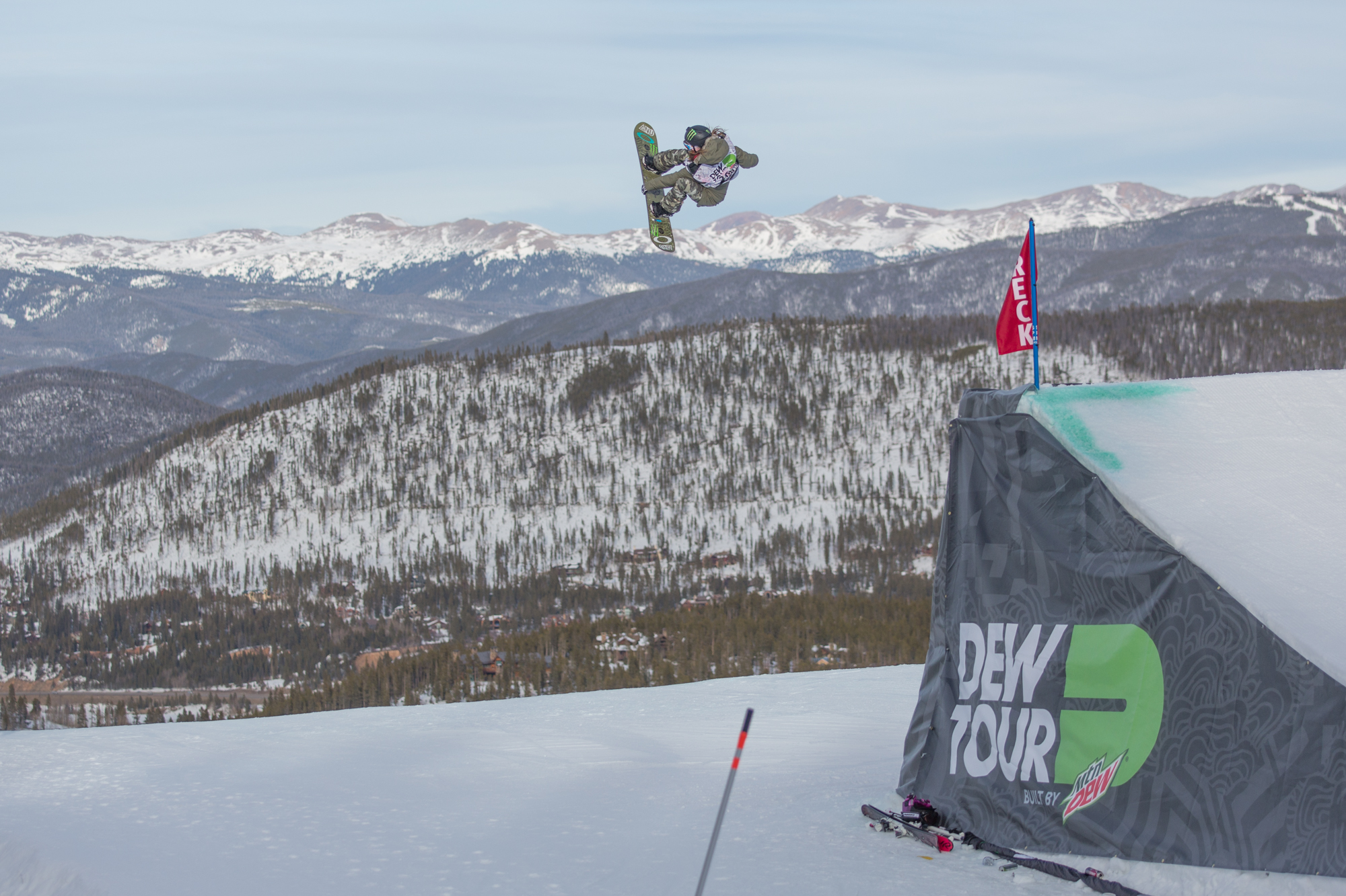 R: Jamie Anderson