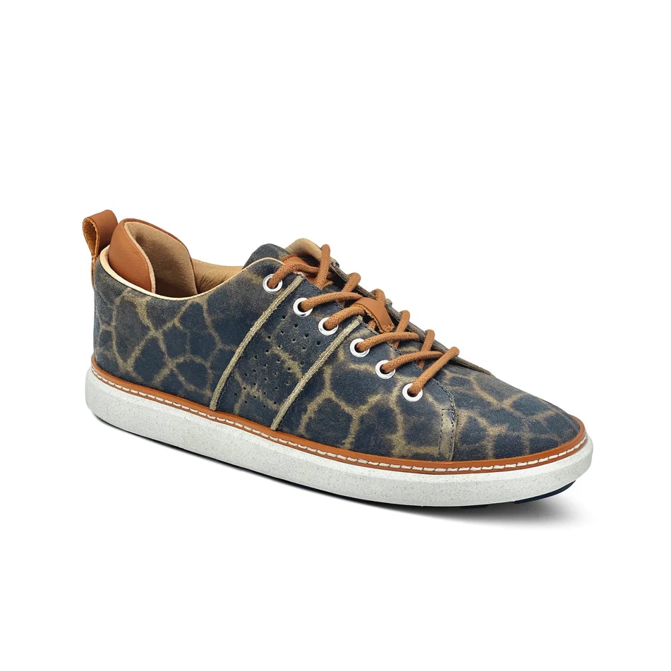 Unisex Giraffe Print Leather Walkers