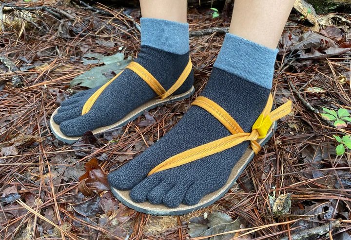 Toe Socks with Grounding Sandals