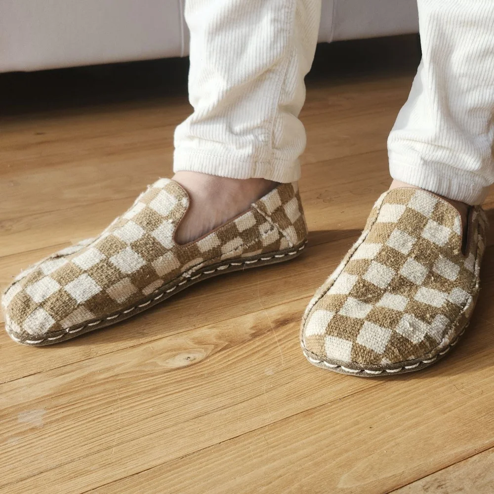 Raum Handmade Leather-Lined Grounding Shoes