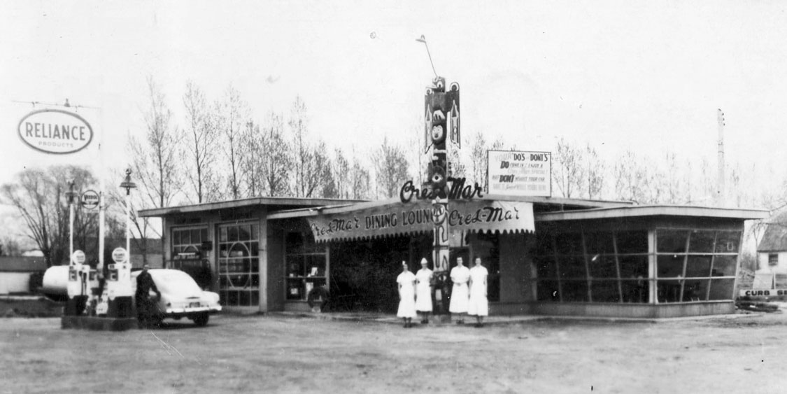 The Cres-Mar Dining Lounge became the Pow Wow Drive-In on Hwy 2 & 53 to Hamilton. It is now the China King Restaurant, 1320 Colborne St E. Image courtesy of the Brant Historical Society